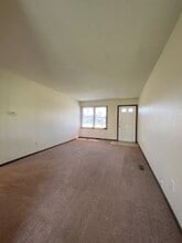 Building Photo - 1312 Co Rd 6