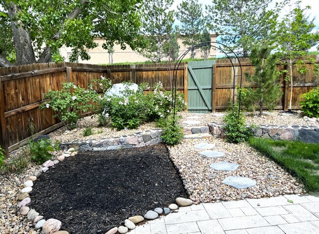 Building Photo - 8359 Liverpool Cir