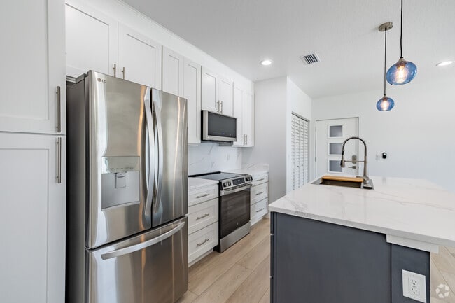 Interior Photo - 5:30 O Clock-Brand New Luxury Apartments