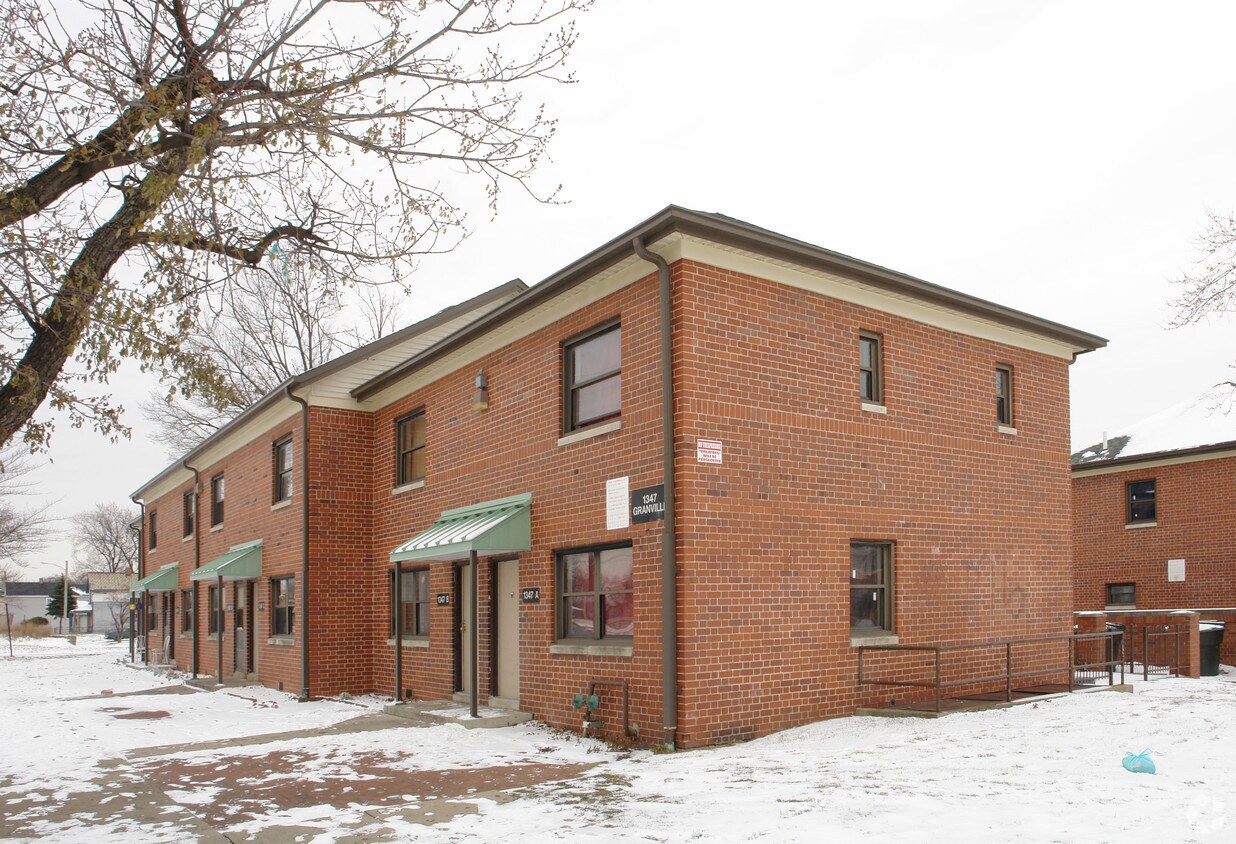 Foto principal - 1347 Granville St