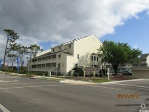 Building Photo - 1100 Possum Trot Rd