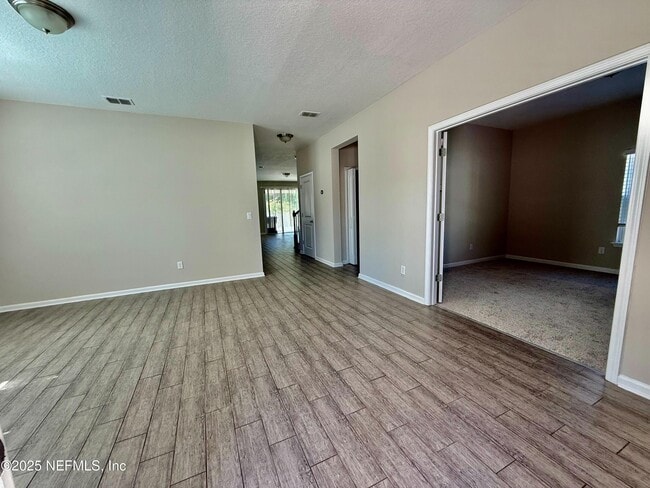 Building Photo - 2153 Eagle Talon Cir