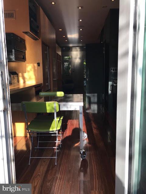 Foto del edificio - 922 25th St NW
