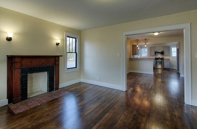 Foto del edificio - Charming Home in North Knoxville!