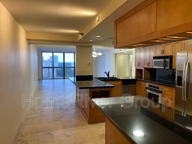Building Photo - 2413 Bayshore Blvd