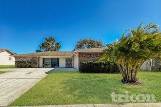 Building Photo - 13410 Shadberry Ln