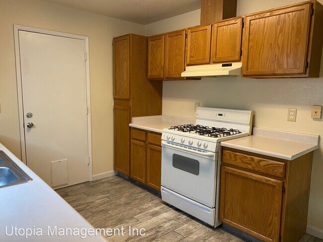 Building Photo - 3 br, 2 bath House - 1145 Brian Court