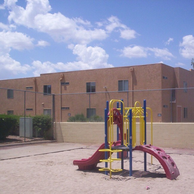 Playground - La Primera at Green Valley