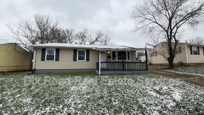 Photo - 163 Tecumseh Dr House