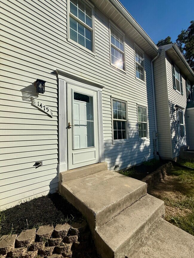 Foto del edificio - 1475 Mobley Ct