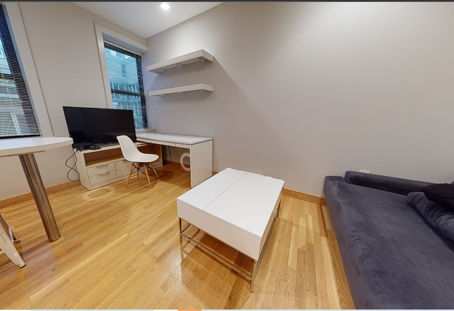 Building Photo - 116 Mount Auburn St