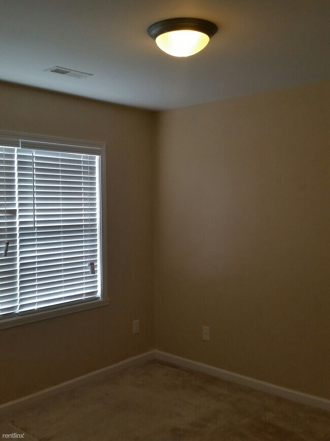 Foto del edificio - 3 br, 2.5 bath House - 5617 Sycamore Glen Rd