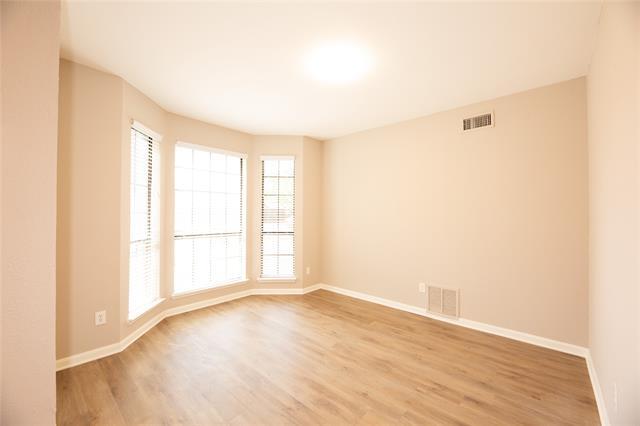 Building Photo - 3113 Riverview Dr