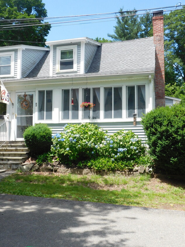 Primary Photo - 63 Pond St
