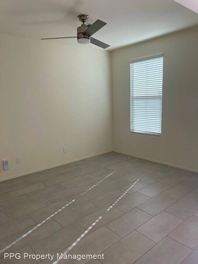 Building Photo - 3 br, 2 bath House - 17552 W Country Club ...