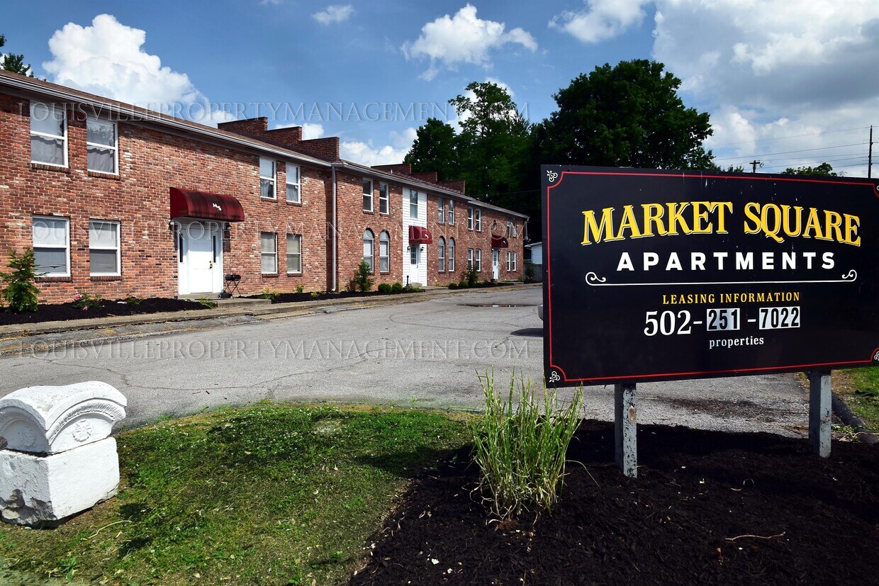 214 E 13th St Unit 6, New Albany, IN 47150 Room for Rent in New