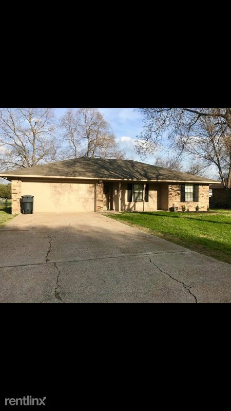 Foto principal - 3 br, 2 bath House - 2638 Brown St