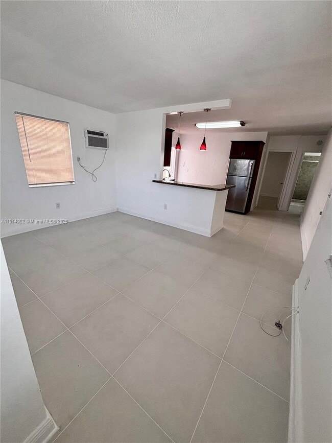 Foto del edificio - 2176 SW 4th St