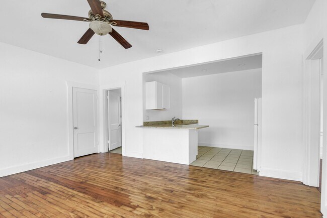 Foto del edificio - 302 S K St