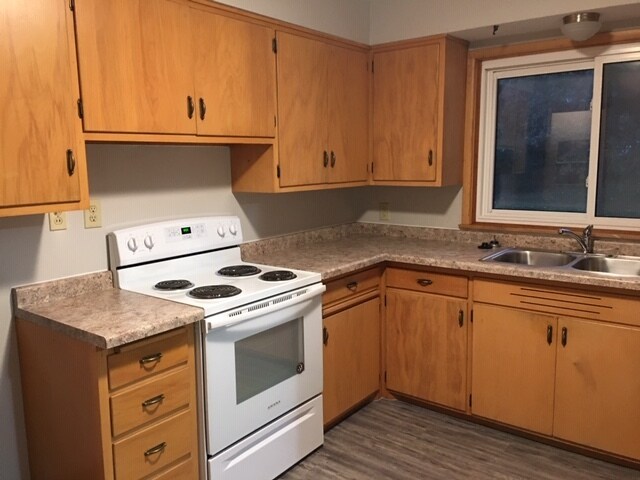 Kitchen - 1432 7th St