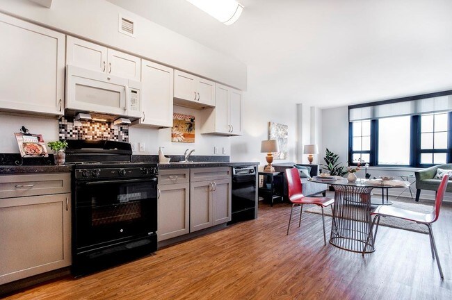 Foto del edificio - The Bonifant - Apartments for Seniors 62+