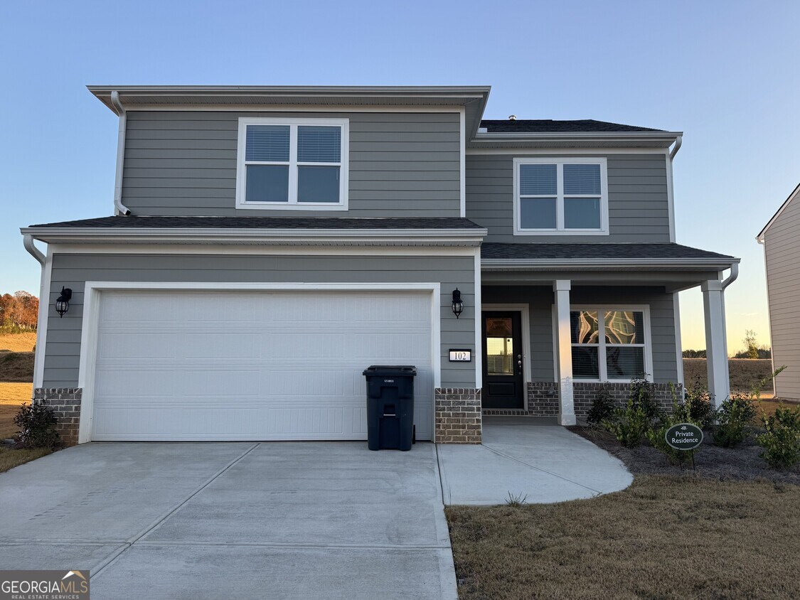 Foto principal - 102 Lavender Cir