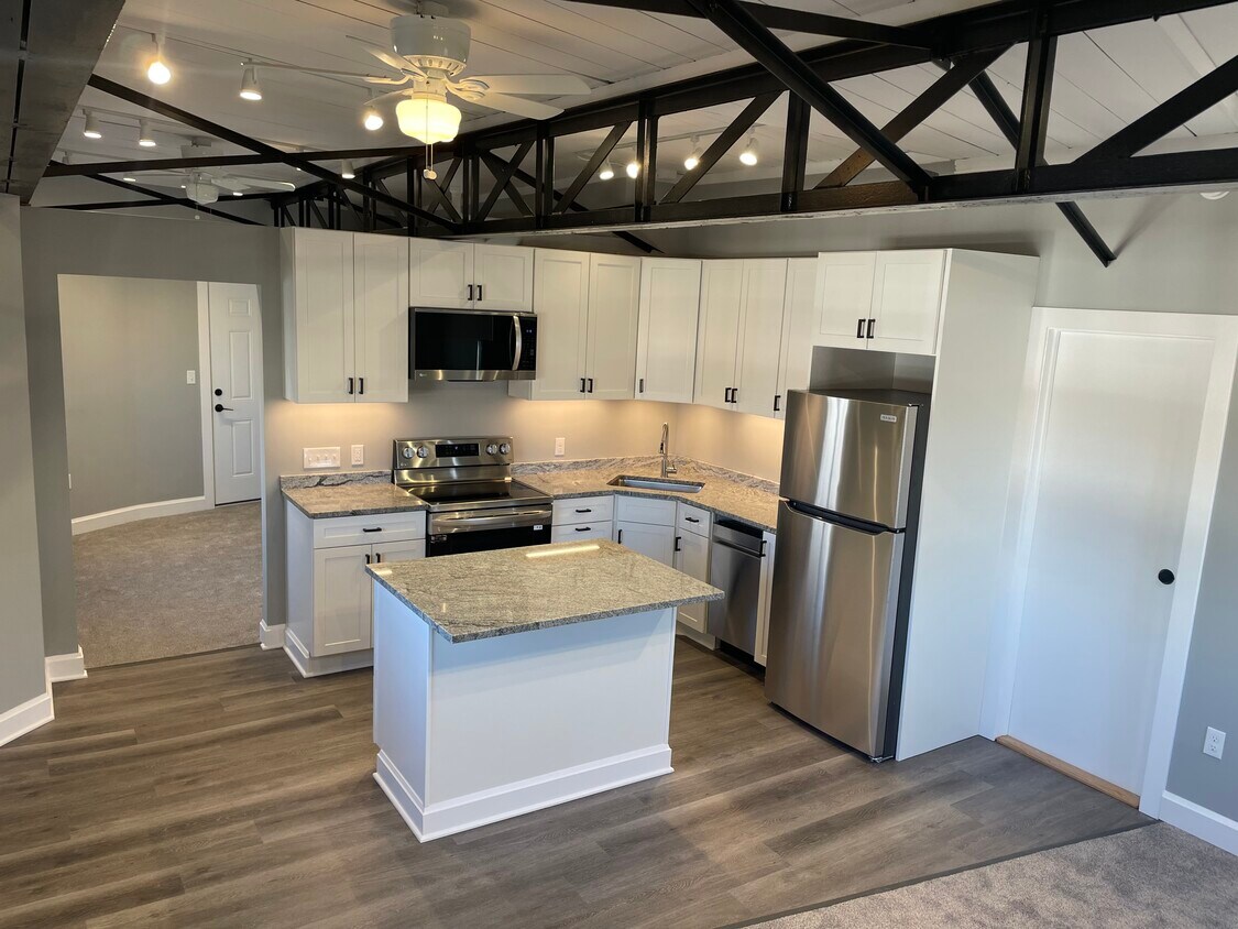 1560 Post Rd Unit 2, Fairfield, CT 06824 Apartments in Fairfield, CT