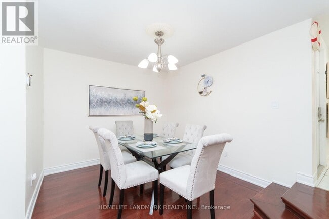 Photo du bâtiment - 20 Croach Crescent