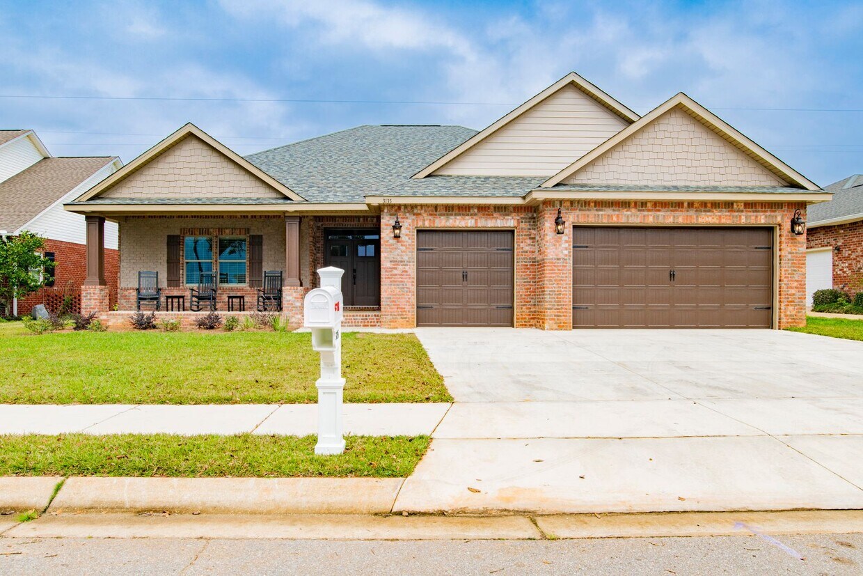 Primary Photo - Furnished Newly Built Home