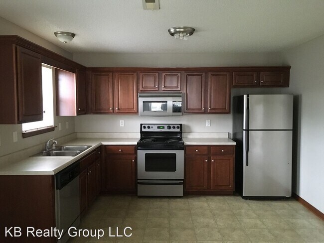 Building Photo - 2 br, 2 bath House - 1106 NW Willow Dr