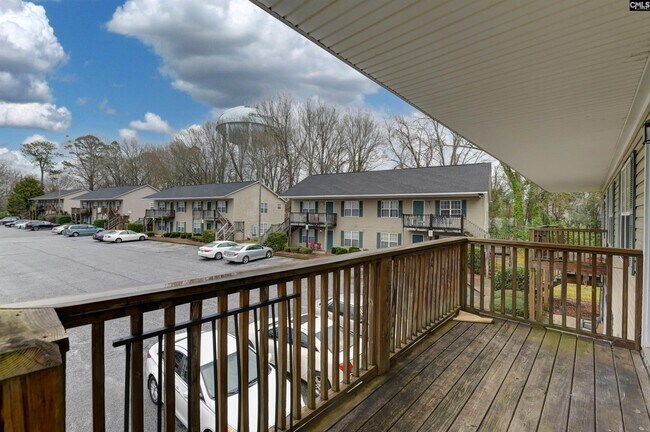 Foto del edificio - 122 Hazelwood Ct