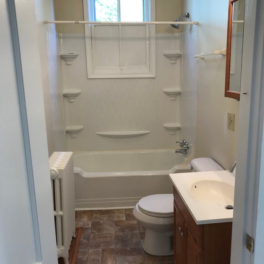 Building Photo - 810 N Augusta St