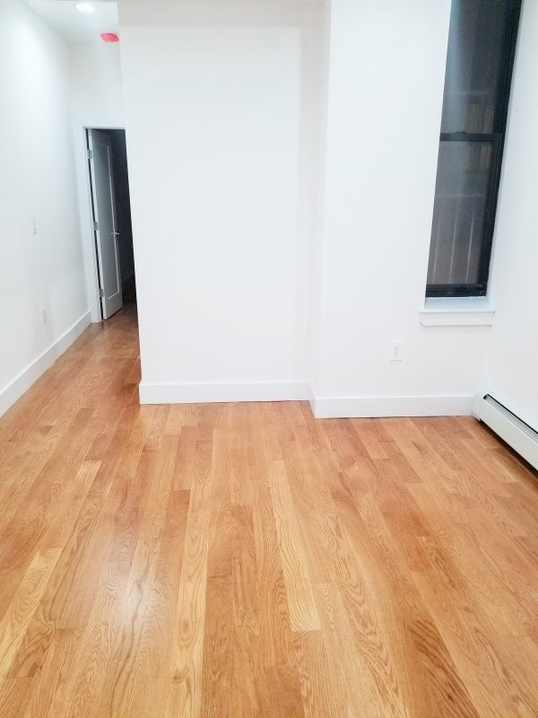 Building Photo - 102 Odell Clark Pl