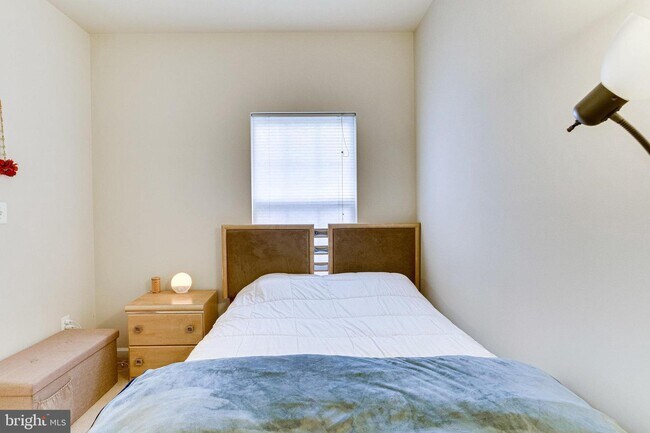 Foto del edificio - 169 Danbury St SW