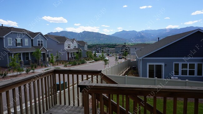 Foto del edificio - 1401 Grand Overlook St
