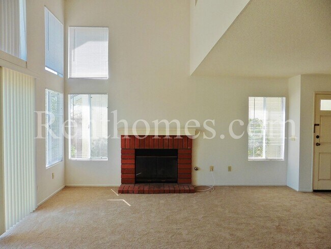 Foto del edificio - 10669 Glendover Ln