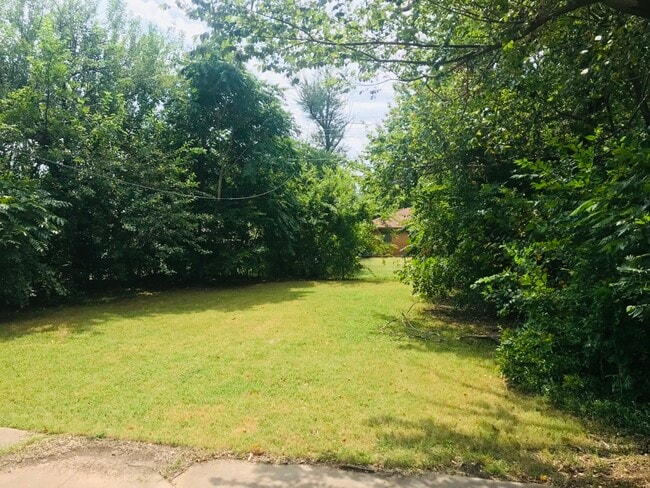 Photo - 1416 NE 39th St House