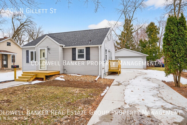 Building Photo - 904 N Gillett St