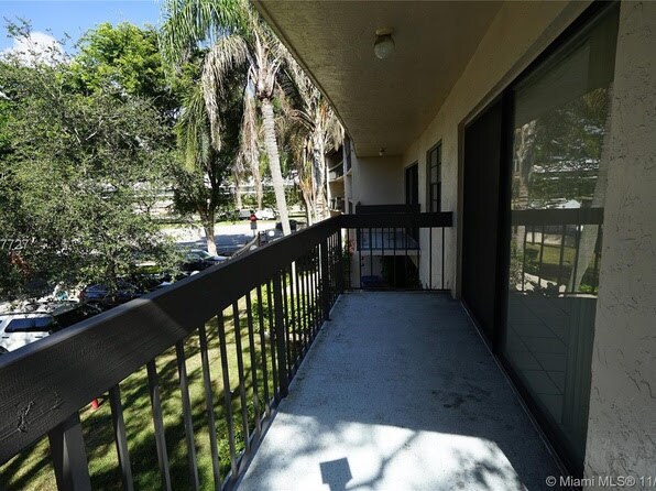 Foto del edificio - 5201 Orduna Dr