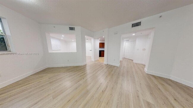 Building Photo - 10870 NW 88th Terrace