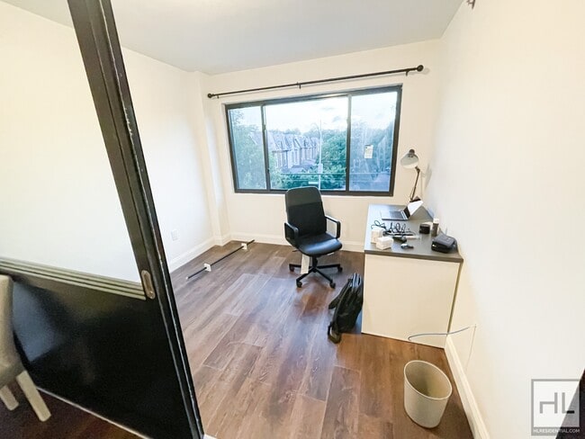 Building Photo - Alderton St