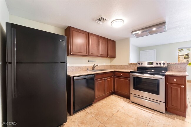 Building Photo - 4156 Zavala St