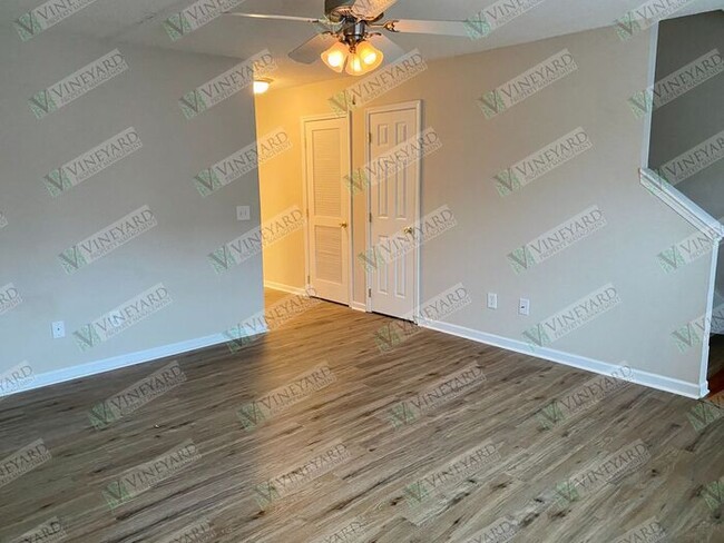 Foto del edificio - 2BR/2.5BA Updated Townhome- Adairsville