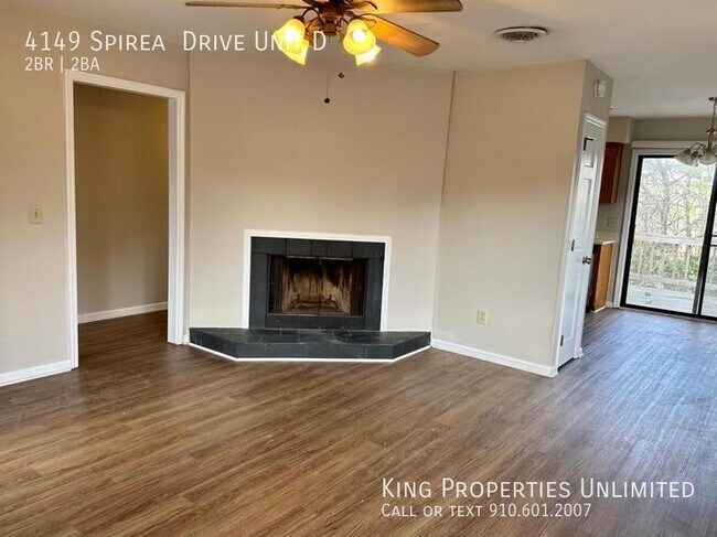 Foto del edificio - 4149 Spirea  Drive Unit D