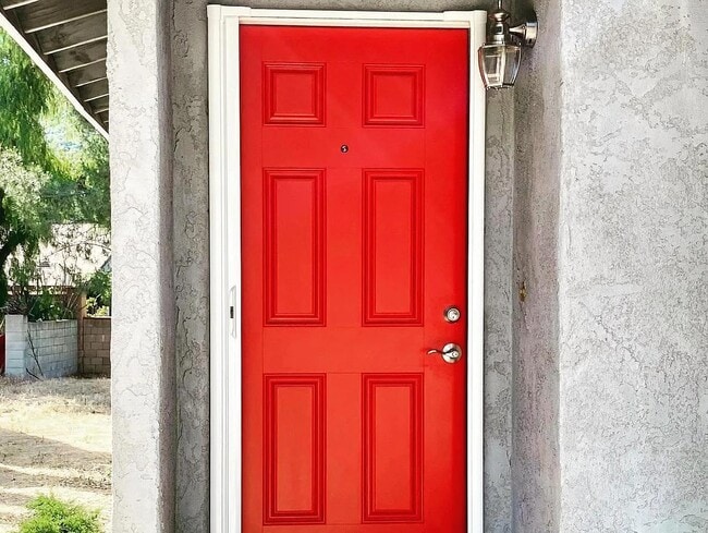 Foto del edificio - 39220 San Francisquito Canyon Rd