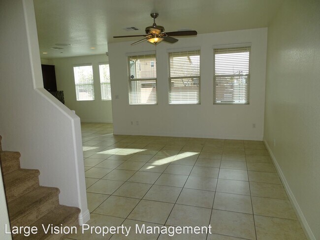 Building Photo - 3 br, 2.5 bath House - 10151 Ruggles Mansi...