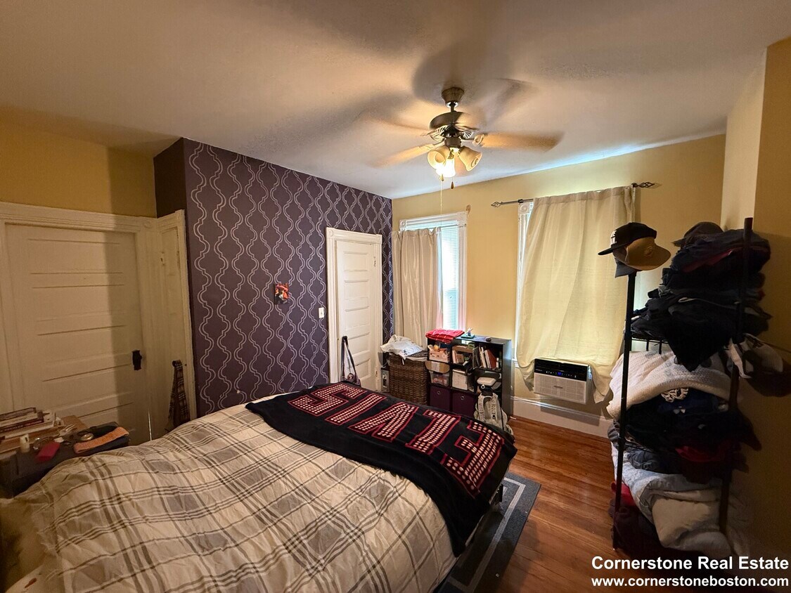 Primary Photo - 21 Haverford St