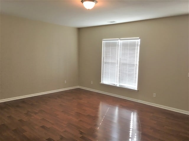 Building Photo - 170 Lake Pointe Dr