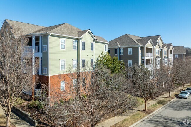 Building Photo - Lenox Village