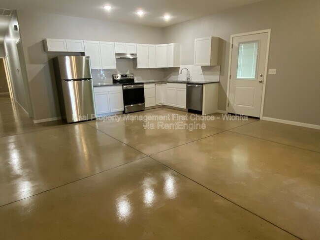 Foto del edificio - 1813 N Madison Ave